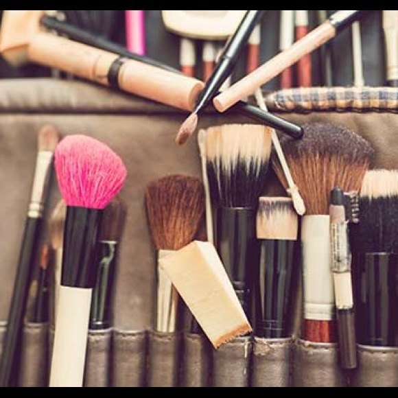 Meet your Posher, Marissa - Picture 1 of 1